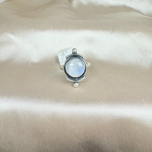 Moonstone Sterling Silver Ring Round Gemstone Handmade Jewelry Size 7.5 - Picture 1 of 5